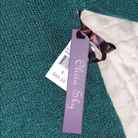 Cable Knit Tunic Sweater - Picture 2 of 3